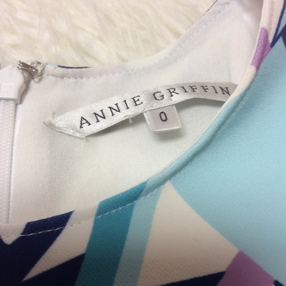 ANNIE GRIFFIN BOLD PRINT DRESS - Picture 7 of 8